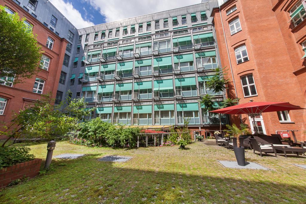 Hotel Berlin Ostbahnhof Екстер'єр фото