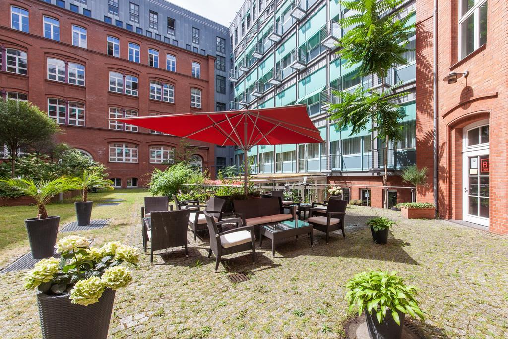 Hotel Berlin Ostbahnhof Екстер'єр фото