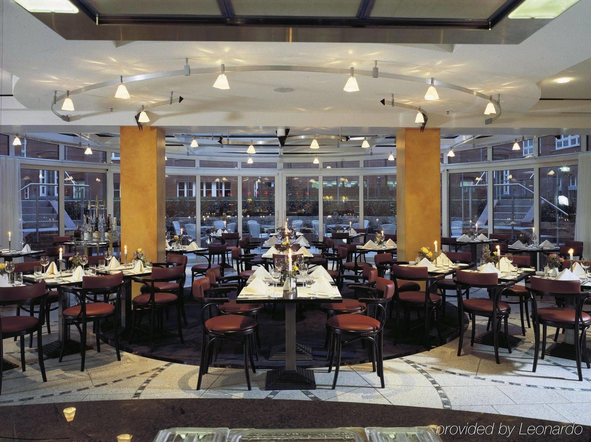 Hotel Berlin Ostbahnhof Ресторан фото