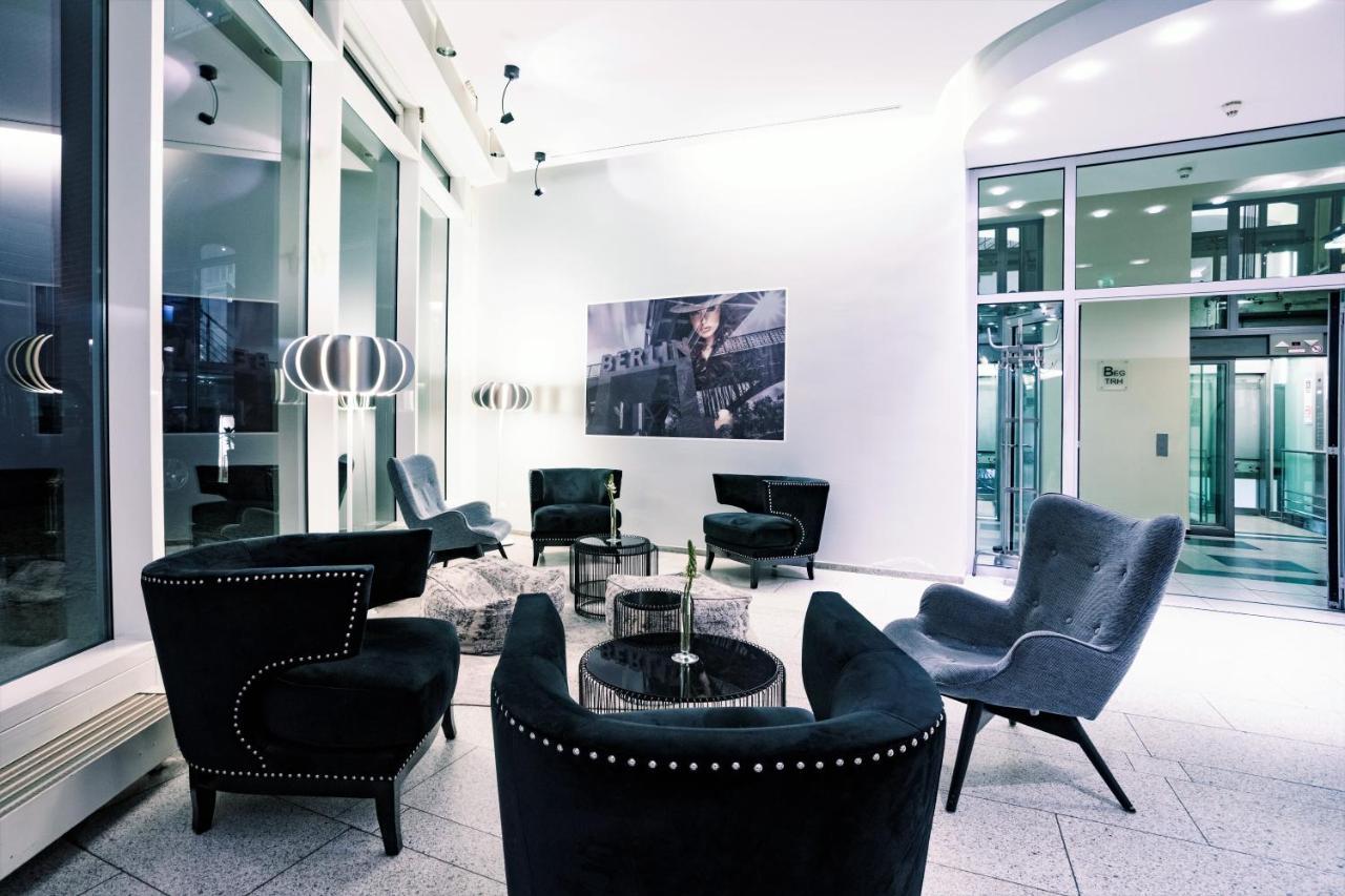 Hotel Berlin Ostbahnhof Екстер'єр фото