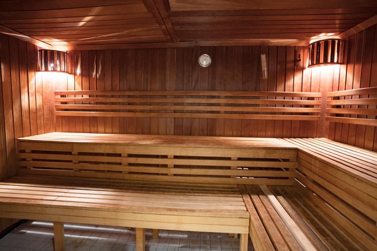 Hotel Berlin Ostbahnhof Екстер'єр фото