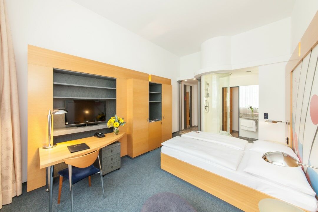 Hotel Berlin Ostbahnhof Екстер'єр фото